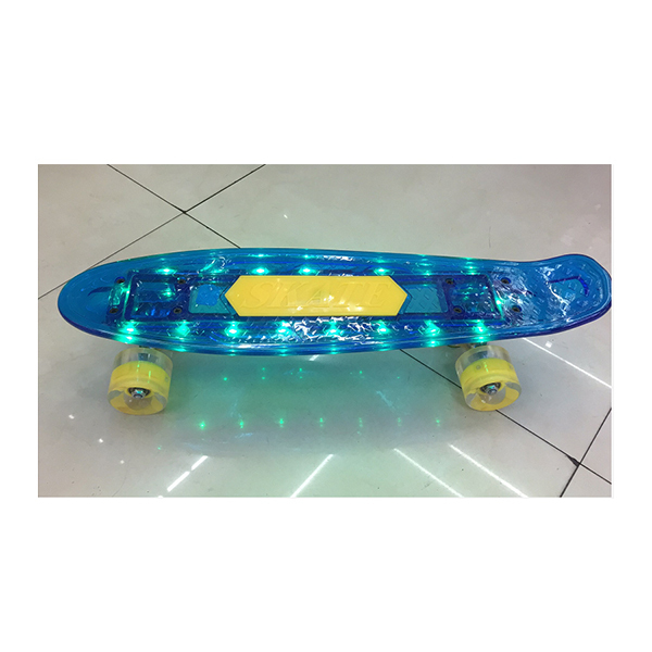 透明滑板带蓝牙 灯光 塑料