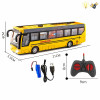 巴士 遥控 1:32 4通 灯光 主体包电，遥控器不包电 塑料