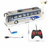 电车巴士带USB线 遥控 灯光 主体包电，遥控器不包电 塑料