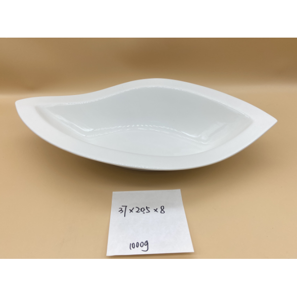 白色瓷器餐盘
【37*20.5*8CM】 单色清装 陶瓷