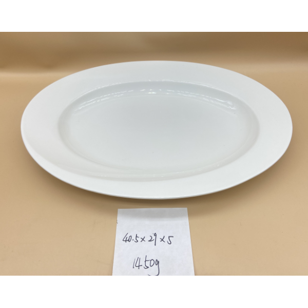 白色瓷器餐盘
【40.5*29*5CM】 单色清装 陶瓷