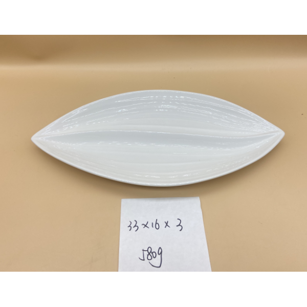白色瓷器餐盘
【33*16*3CM】 单色清装 陶瓷